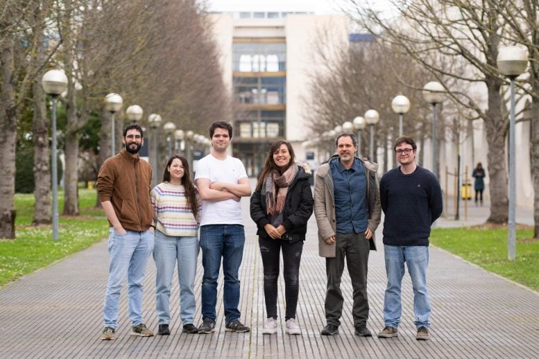 Iñigo Ezcurdia, Iosune Sarasate, Unai Fernández, Elodie Bouzbib, Asier Marzo and Iván Fernández.