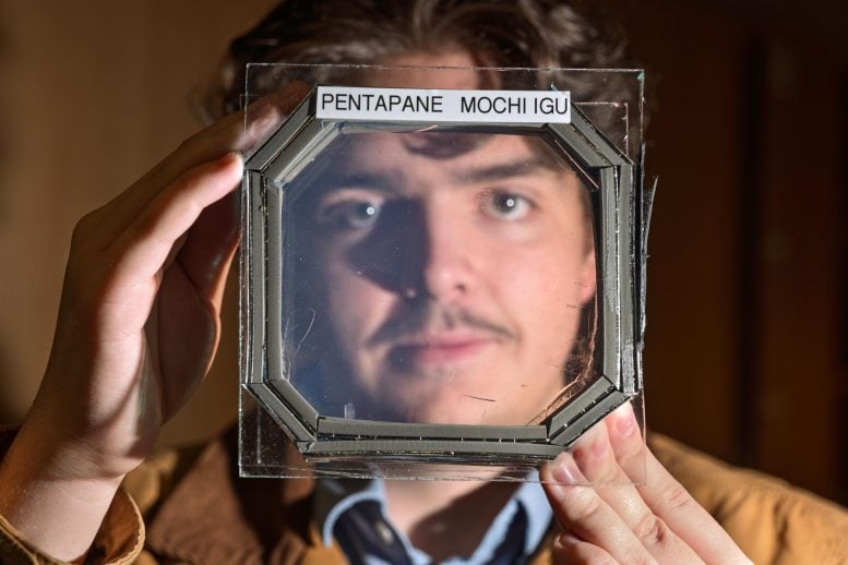 Abram Fluckiger MOCHI Transparent Insulation